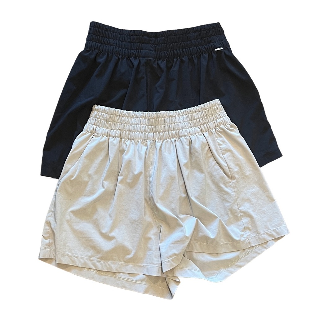 Vuori Men's Athletic Shorts - Black and Gray